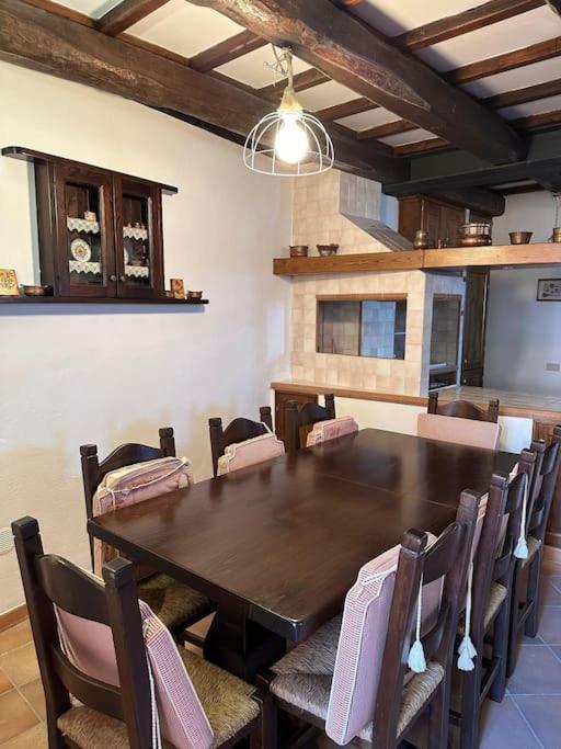 Residenza Montelago Тревиняно Романо Екстериор снимка
