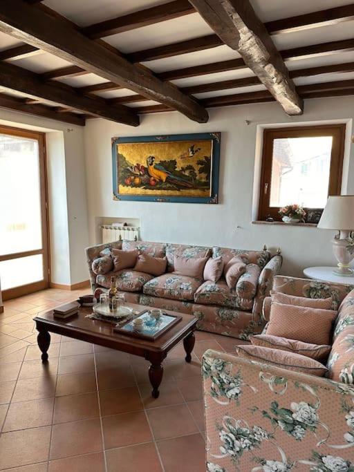 Residenza Montelago Тревиняно Романо Екстериор снимка